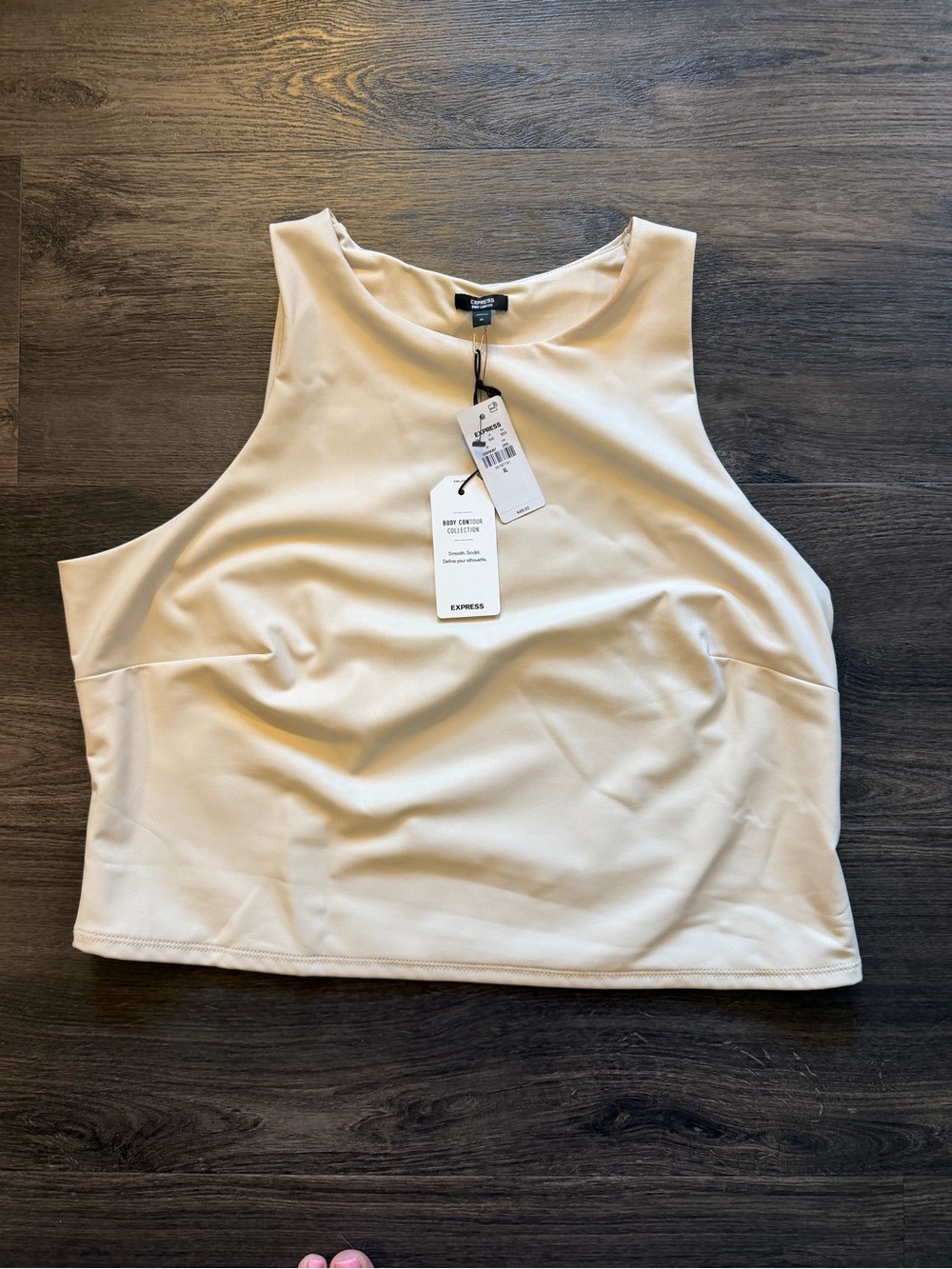 Express Sleeveless Scoop Neck Tank Top in Cream